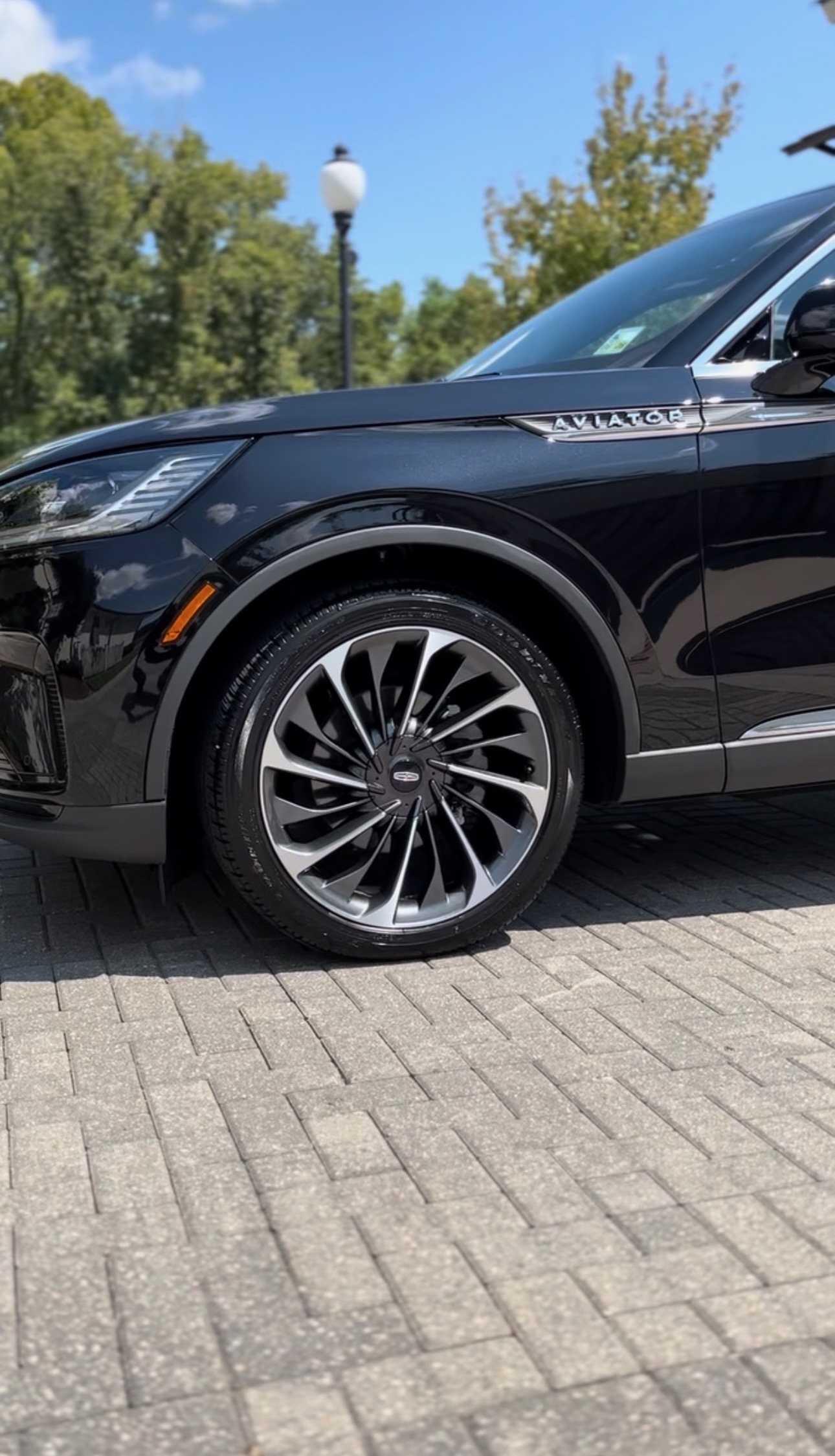 Black Lincoln Aviator after professional ceramic coating in Baton Rouge, Louisiana