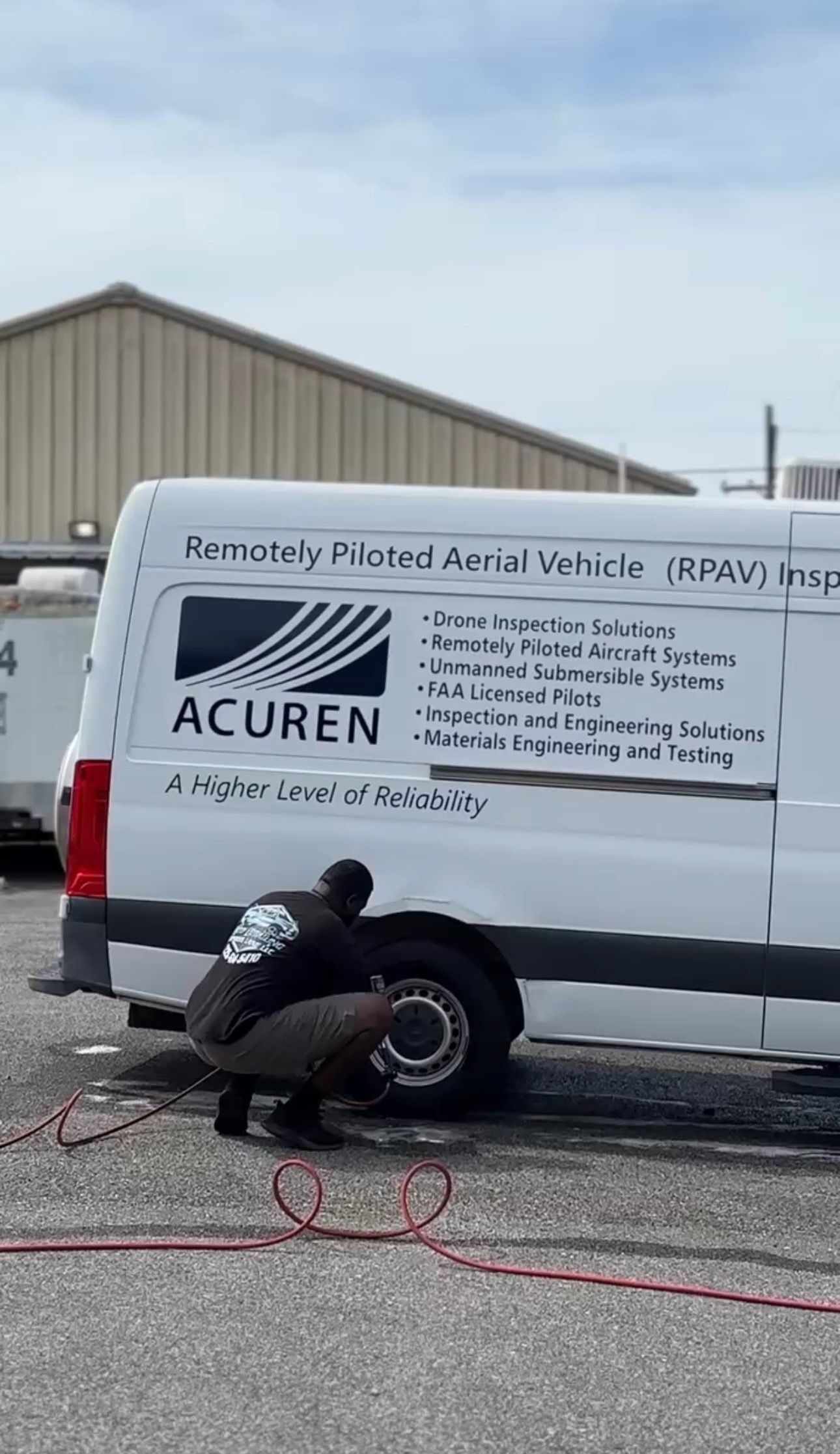 Mobile fleet detailing for company vehicles at a business location in Baton Rouge, LA